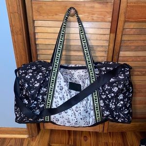 Victoria secret pink duffel bag